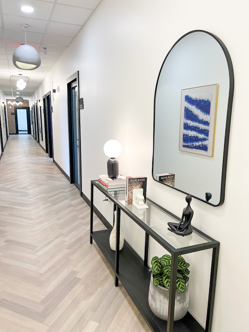AIRE Salon Studios, photo 2
