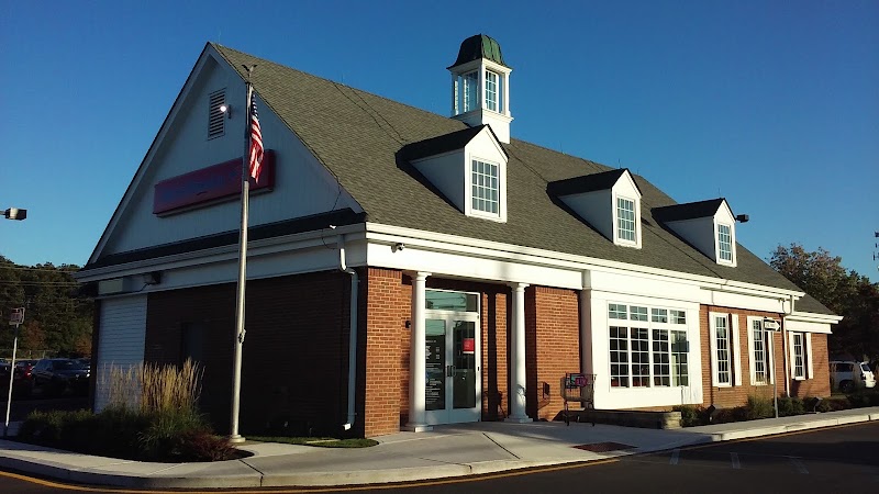 Bank of America (with Drive-thru ATM), photo 2