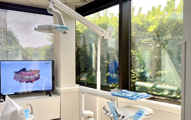 Brick Dental Studio, photo 2