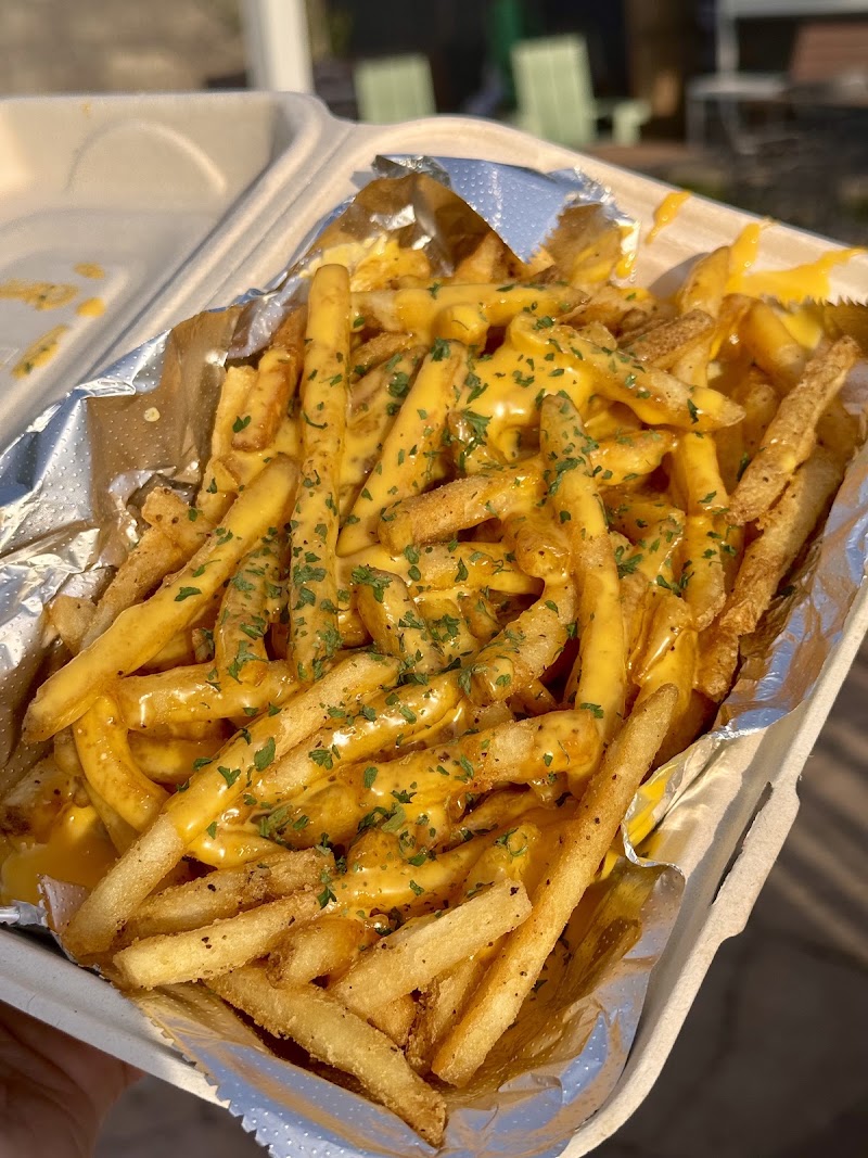 CHEESSTEAKS, photo 3