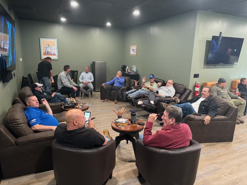 J&B Cigar Club, photo 3