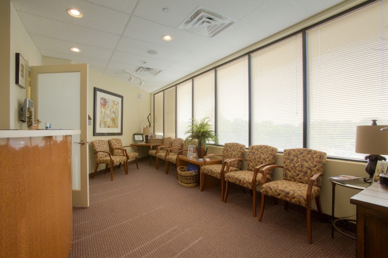 Kevin Mosmen, DMD, MS Mini Dental Implants, photo 3