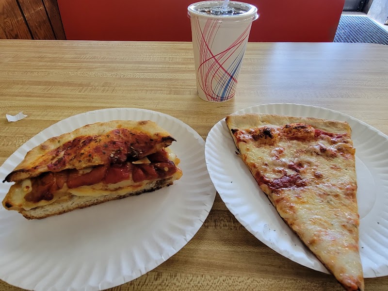 Nickolas Pizza Restaurant, photo 2