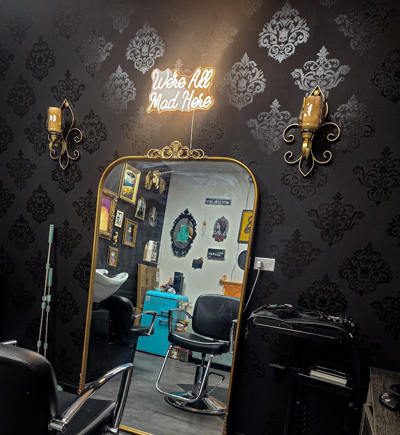 Revolution Hair, photo 3