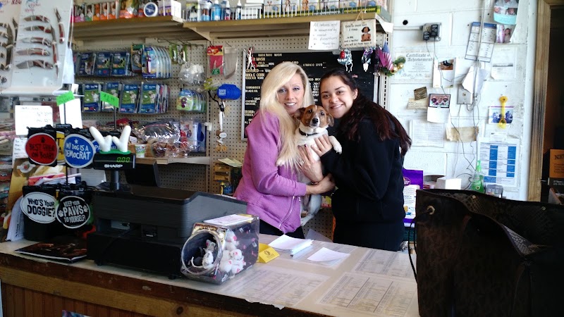 Roger's Pet Supplies & Feed, photo 2