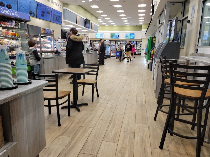 Royal Farms, photo 2
