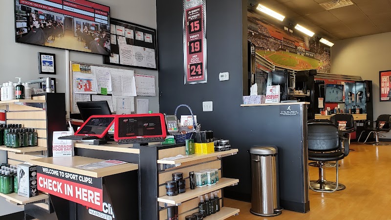 Sport Clips Haircuts of Brick - FedEx Plaza, photo 2