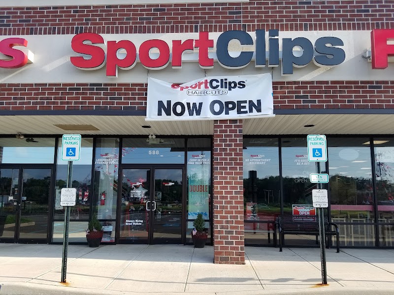 Sport Clips Haircuts of Brick - FedEx Plaza, photo 3